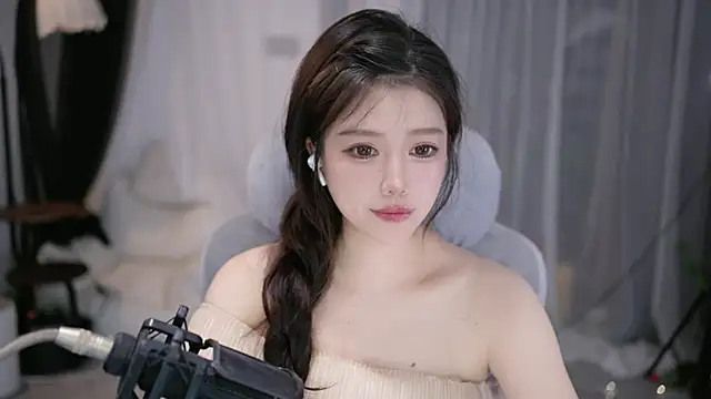 Cecily2 webcam