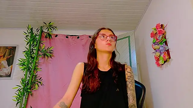 scarlet-jonesx webcam