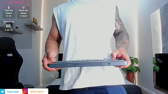 Brad_Summer webcam