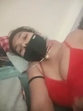 Bhuvika_Love-143 webcam