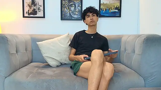 BOYS_PLAY webcam