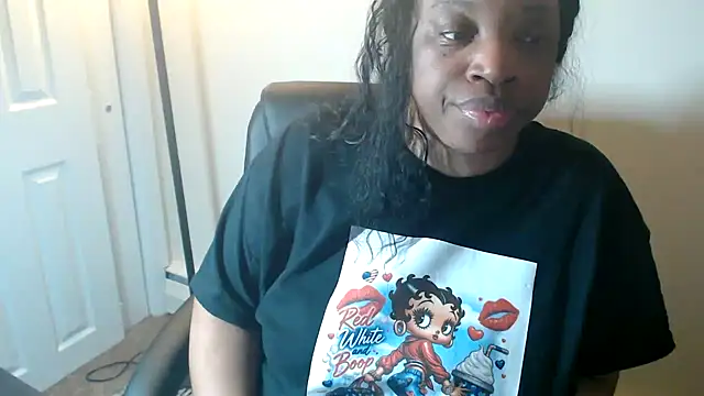 Sexymona1218 webcam