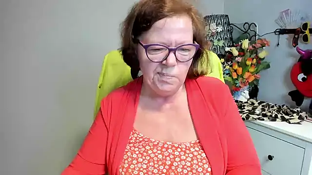 Adelewildx webcam