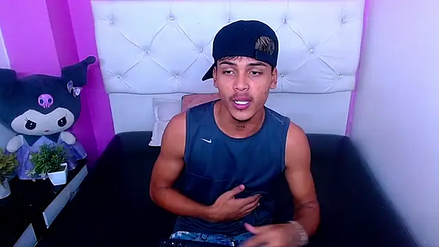 Angel_foxc13 webcam
