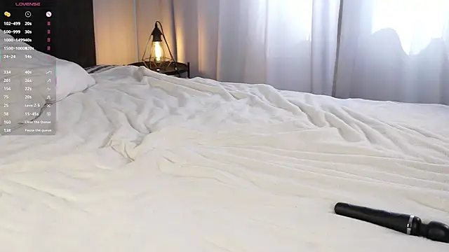 lettyslovacek (F teen) - Take off my bra?