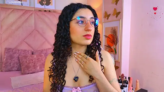 DemiJones_ webcam