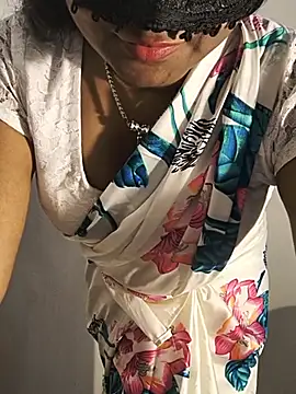 DIRTYSECRET_QUEEN_07 webcam