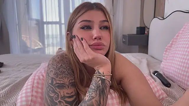 anna six