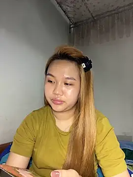 Almira6868 webcam