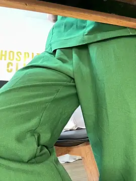 secretly_masturbating live show
