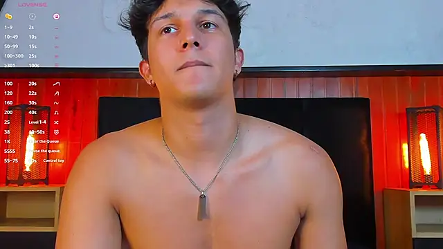 Leo_Savage_ webcam