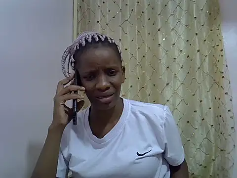 prettybeee webcam