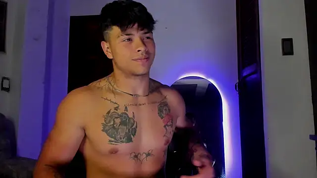 Dominic_Biker__ webcam
