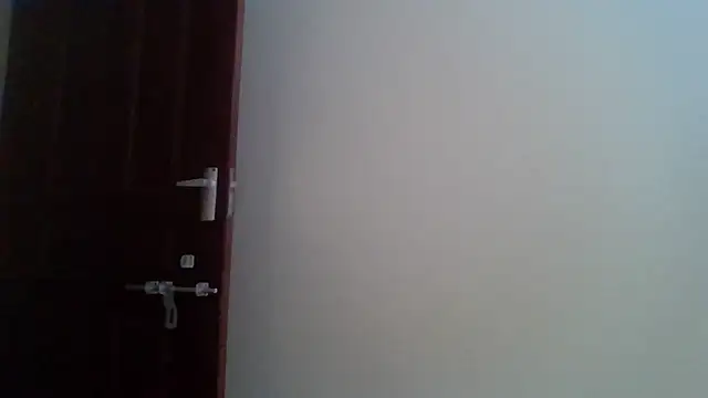 Yours_little_secret webcam