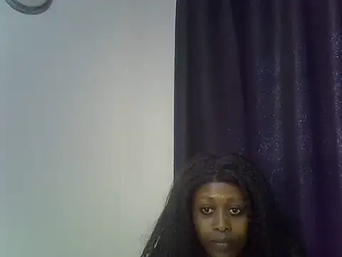 Luna_en_Gee webcam
