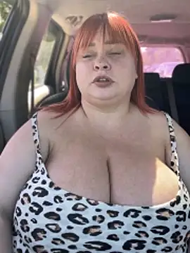 LadyDreams11 webcam