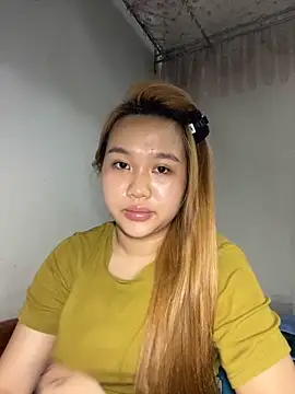 Almira6868 webcam