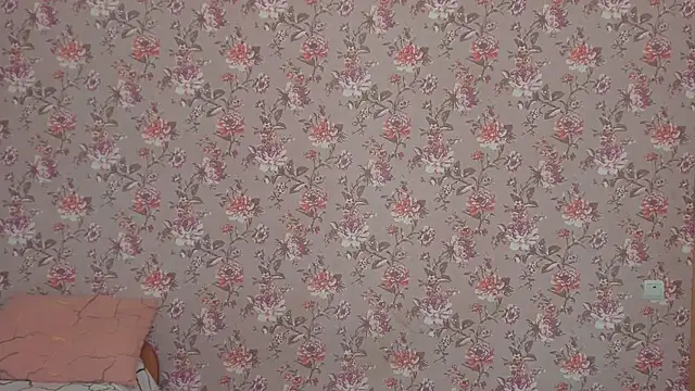 LolaRozzie webcam