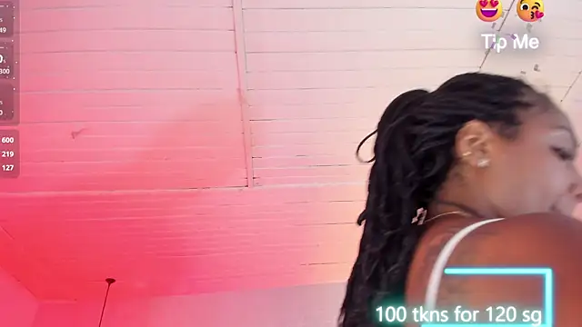 AngelineHeet webcam