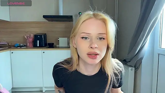 lisa_barbie webcam