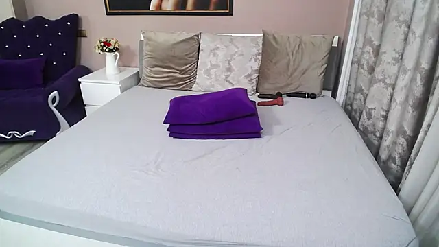 LilithReys webcam