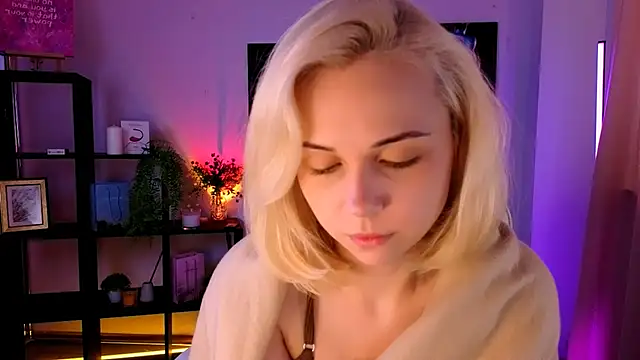 ElenaMonroe webcam