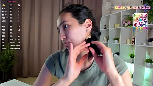 FlirtyAura webcam