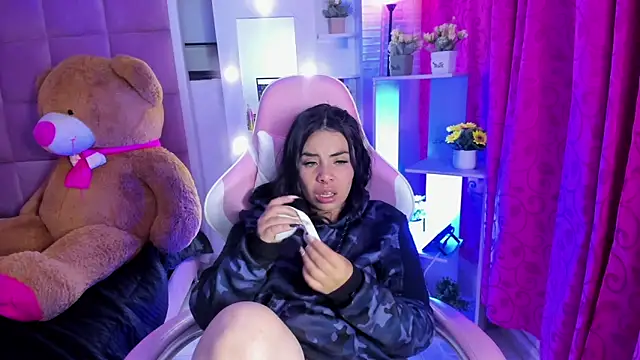 liany_taylor webcam