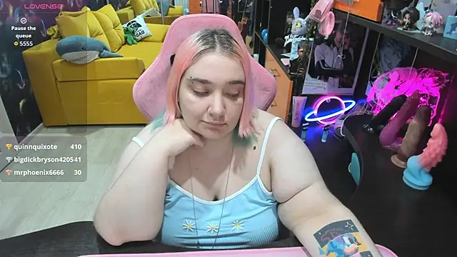 Softie_Sofy webcam
