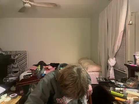 XanderOzzz webcam