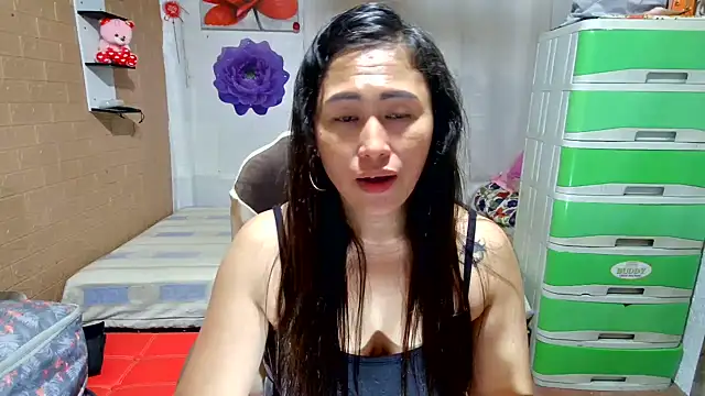 Filipina_Desire webcam