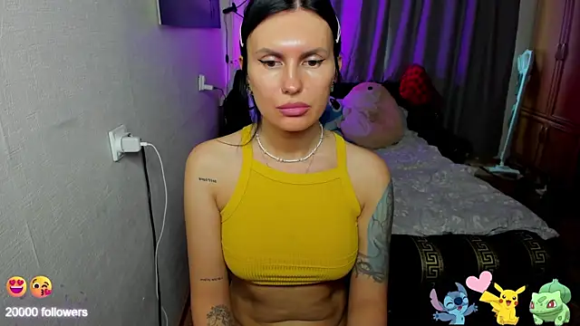 monica__elder webcam