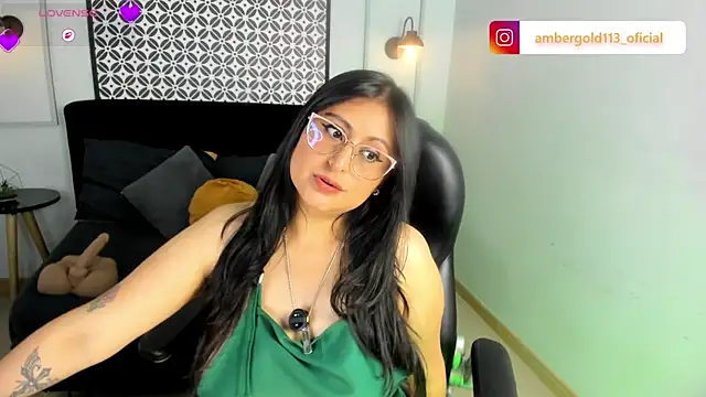 Amber_gold_ webcam