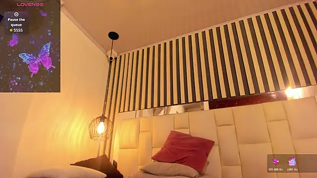 camila__herrera webcam