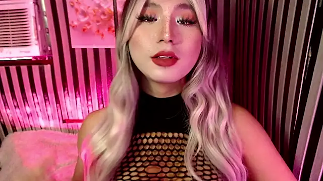 HoresCOCKLUCY live sex cam
