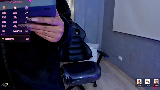 Laulin_tay webcam