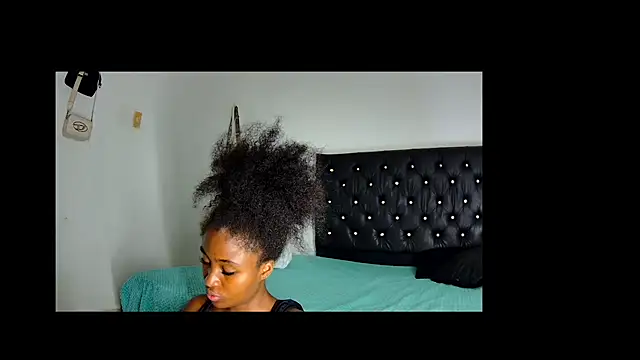 Shantall_ebony1