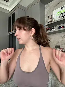 Sarahhh_xxx webcam