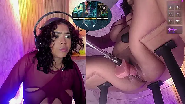 NinaCapelli webcam