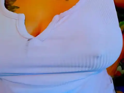 indianroxy webcam
