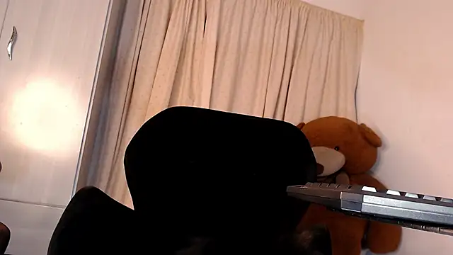 mistressbigcock777 webcam