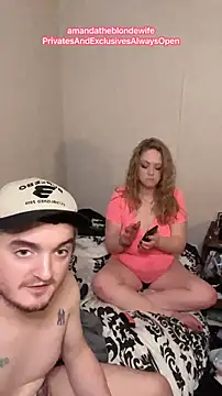 amandatheblondewife webcam