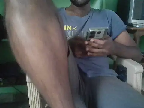 Tinku_1324 webcam