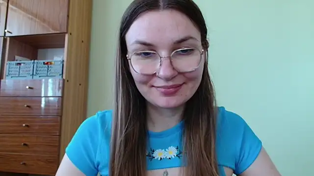 LooveELLYx webcam