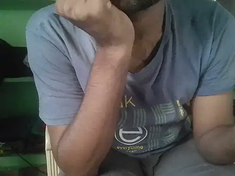 Tinku_1324 webcam