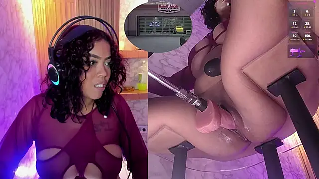 NinaCapelli webcam