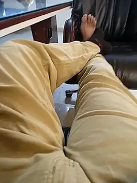 delhi28 (M young) - Remove clothes
