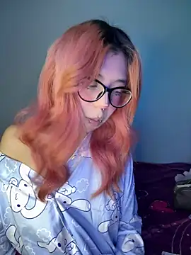 Valen-Foxx1 webcam