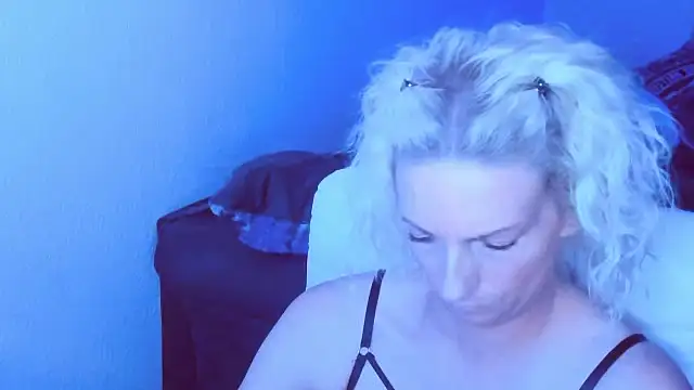 SexyJulia21 webcam
