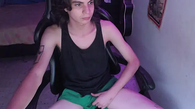 Elastic_Fantasy webcam